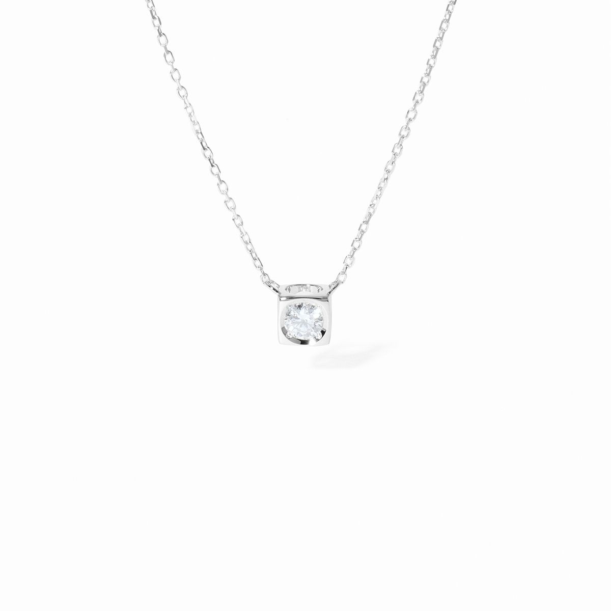 Le Cube diamant medium necklace 