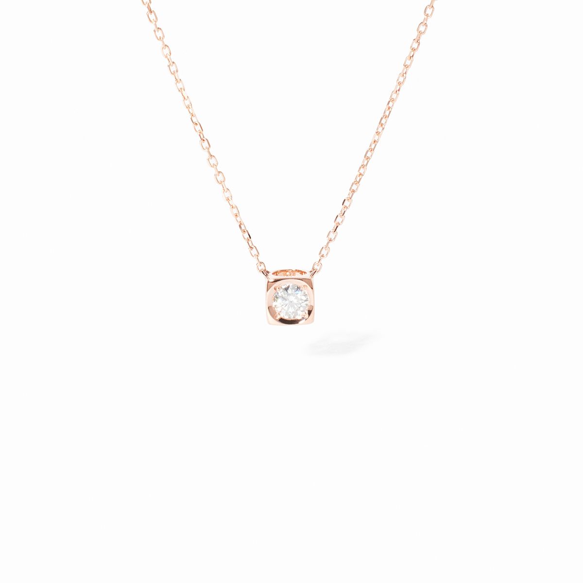 Le Cube Diamant medium necklace 