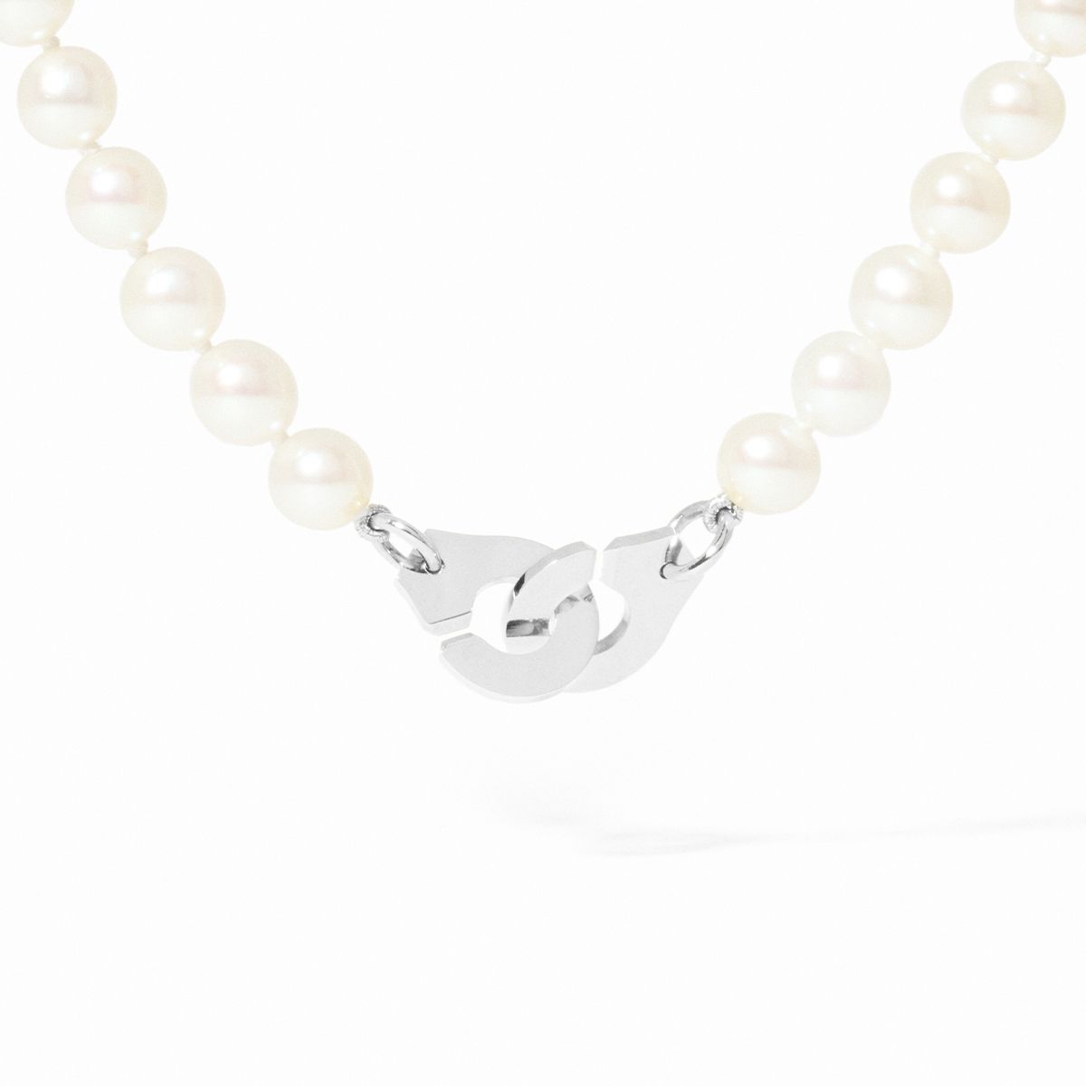 Menottes dinh van R10 pearl necklace