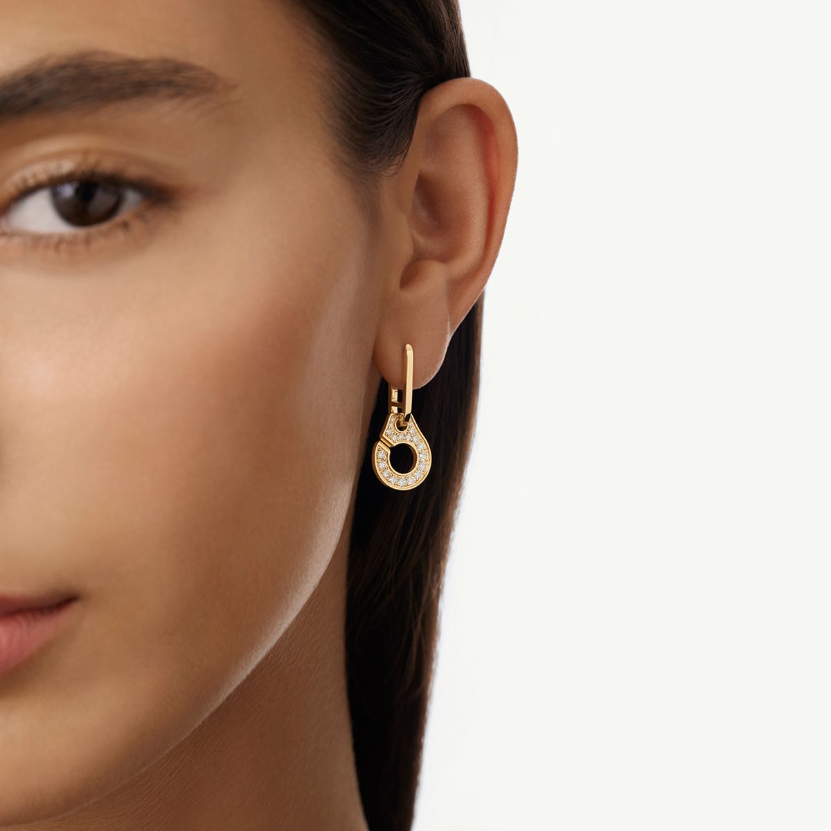 Boucles d'oreilles pendantes Menottes dinh van pavées