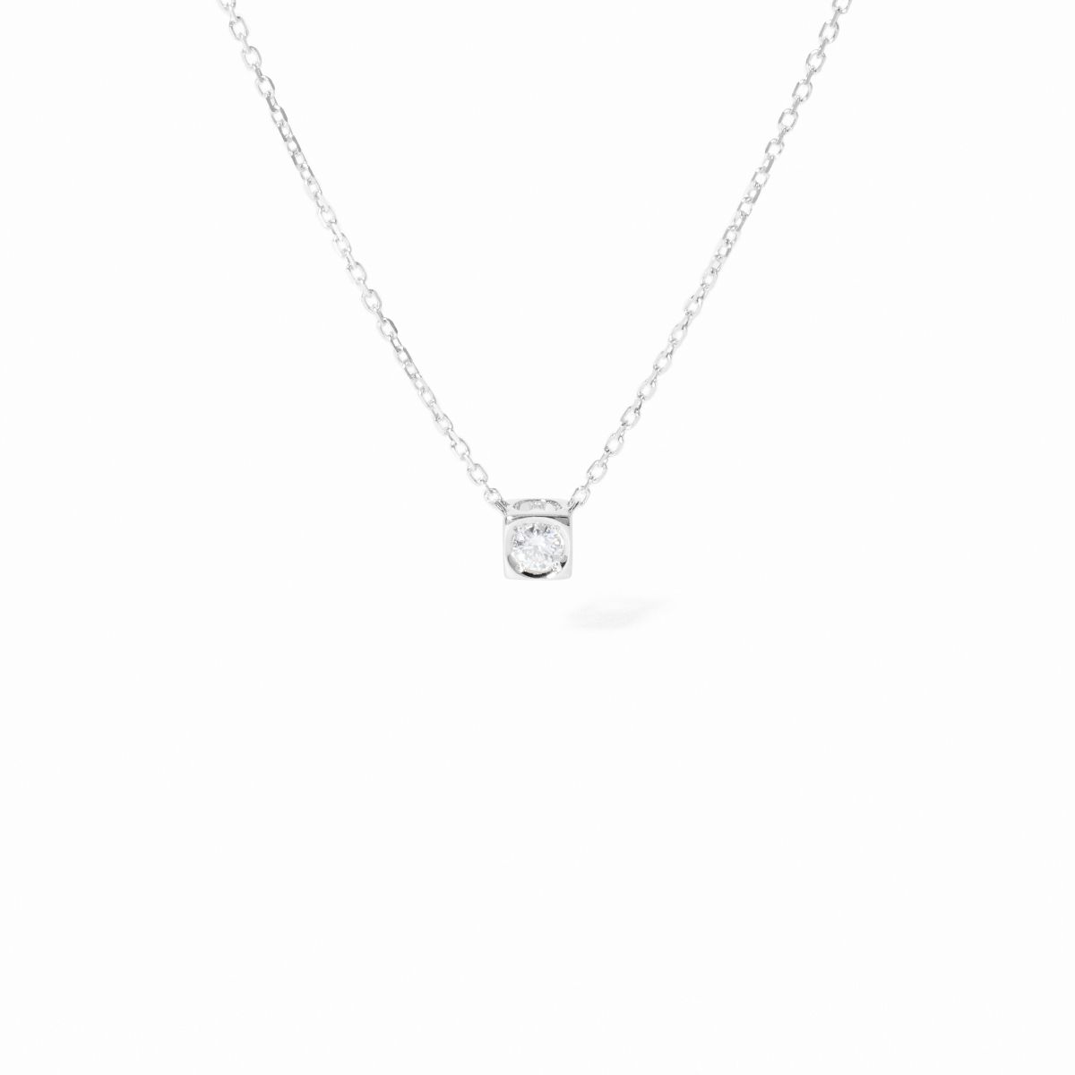 Le Cube Diamant small necklace 
