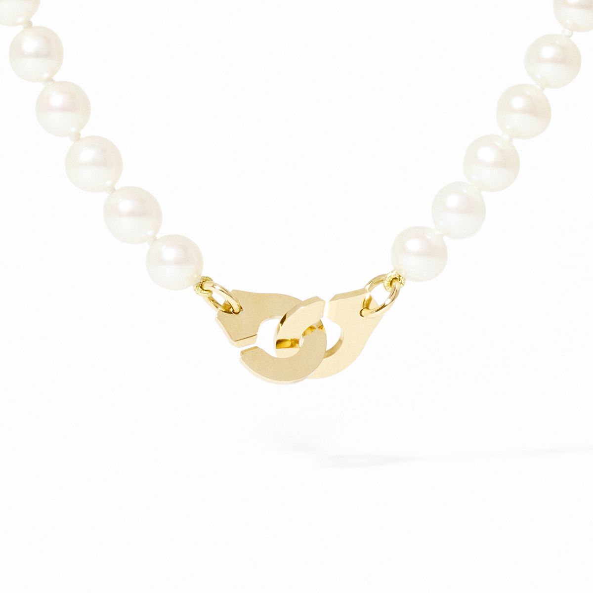 Menottes dinh van R10 pearl necklace