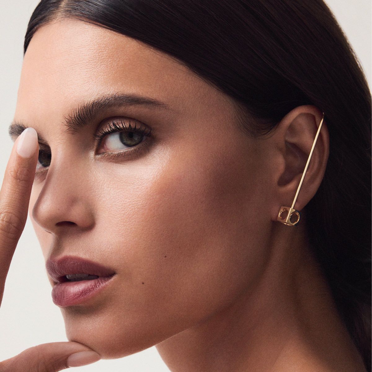 Le Pavé mono earring