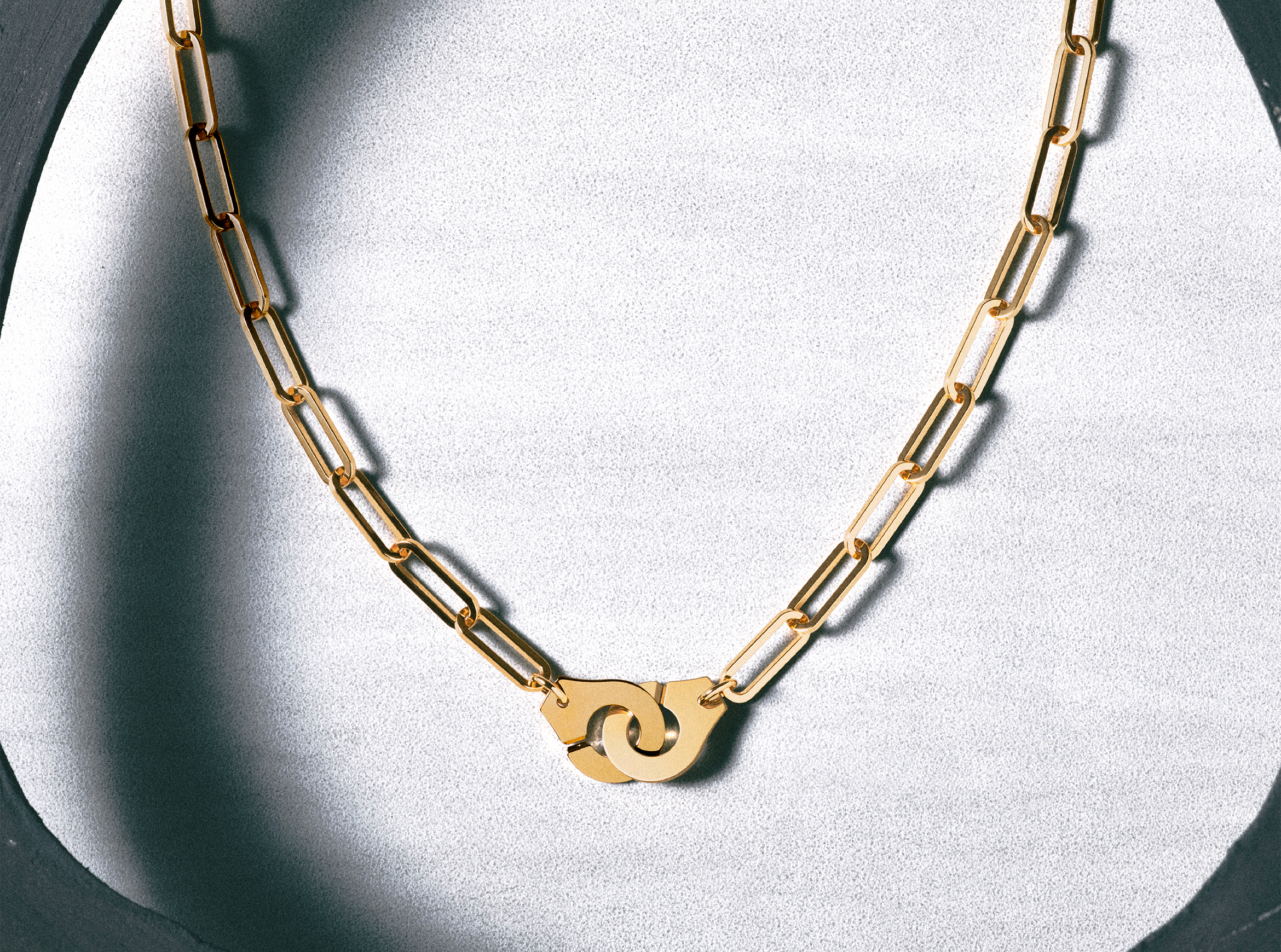 Harper's Bazaar- 11.2025